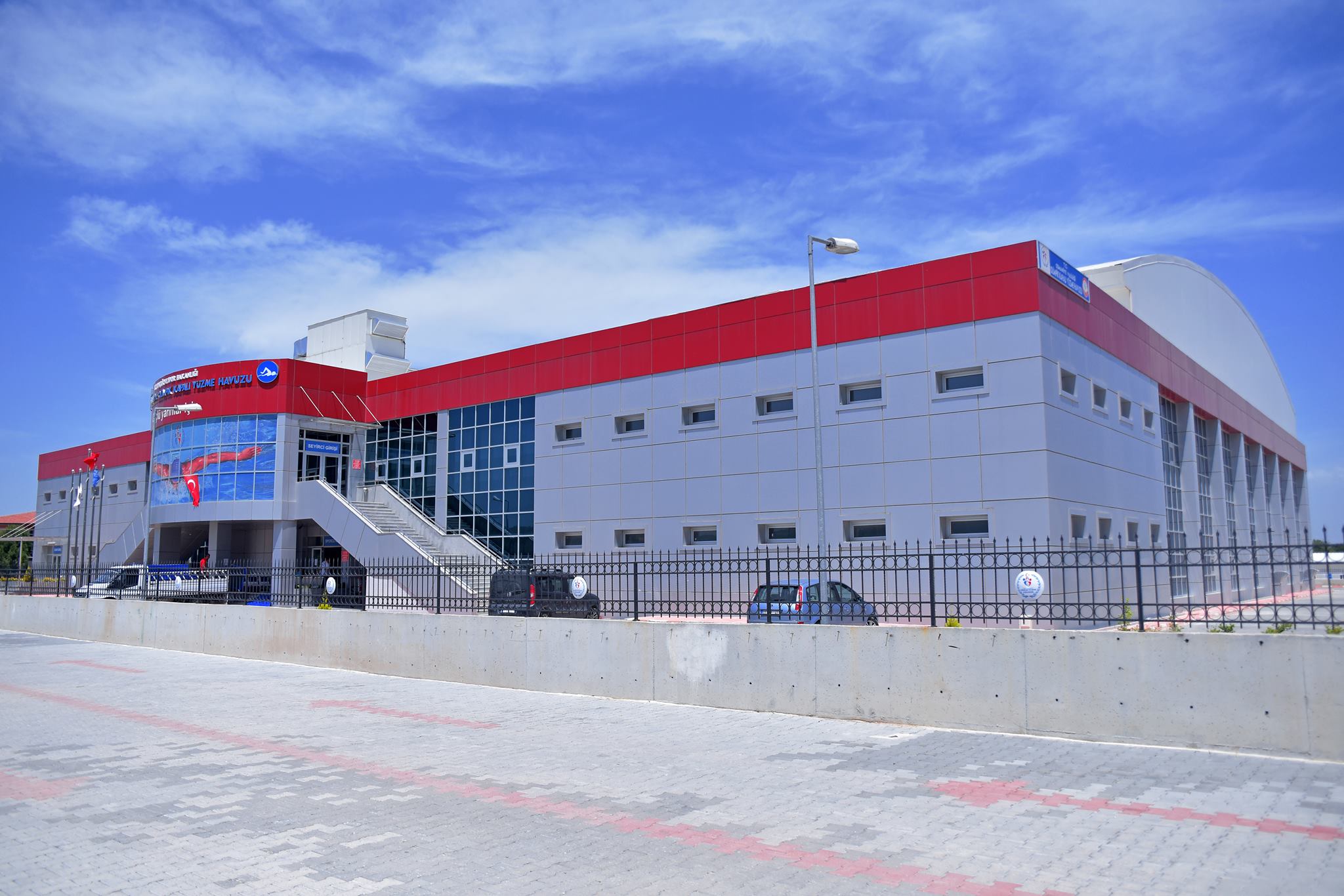 Osmaniye Olimpik yüzme havuzlu kapalı spor salonu (Onursal Proje)